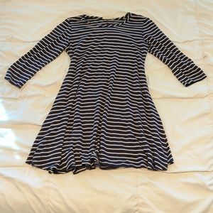 Navy Blue and White 3/4 Sleeve dress